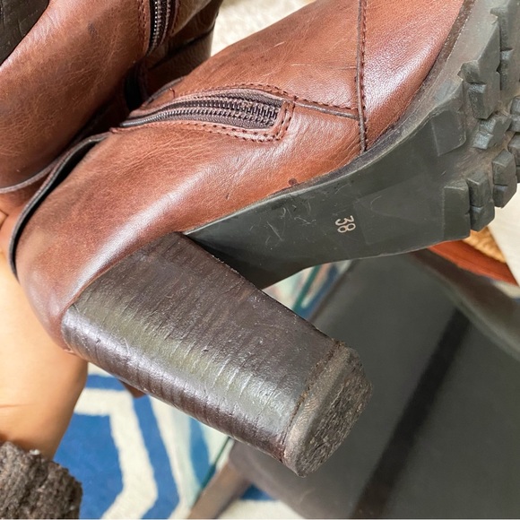 👢 LANQIER BROWN EDGY BUCKLE CHUNKY HEEL BOOTIES! - Picture 14 of 16